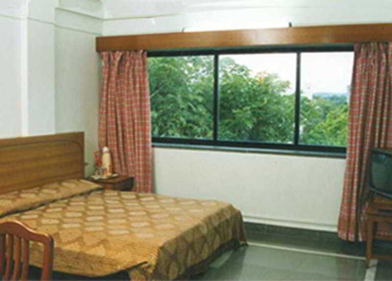 Hotel Meru Pune Eksteriør billede